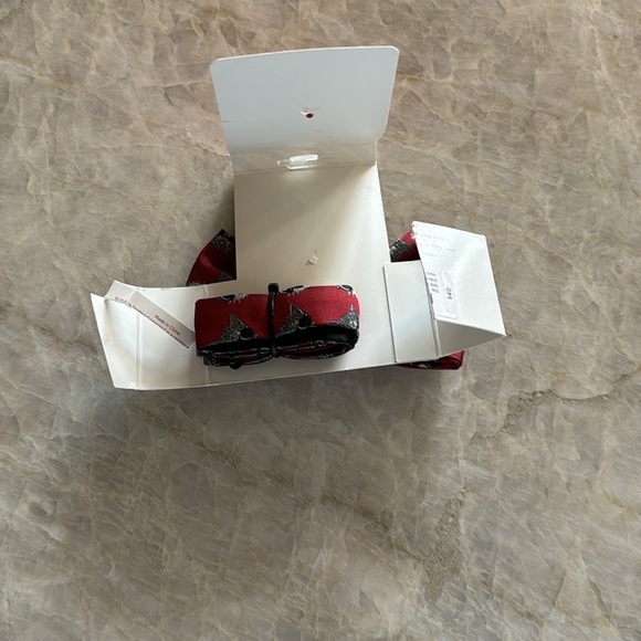 North Pole Trading Co men's bowtie with cat theme - Picture 2 of 4